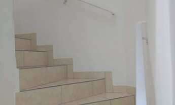 Imagem 7: Sobrado para venda possui 70 metros quadrados com 2 quartos em Samambaia - Praia Grande