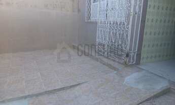 Imagem 2: Casa no centro&gt