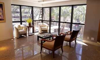 Imagem 6: Apartamento para aluguel e venda possui 330 metros quadrados com 4 quartos