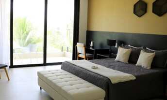 Imagem 3: Casa com 08 suítes