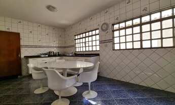 Imagem 3: Sobrado no setor Celina Parque Sobrado com 4 Quarto(s) e 6 banheiro(s) à Venda, 375 por R