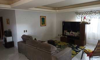 Imagem 5: CASA SETOR SUL 3 QUARTOS SENDO 1 SUÍTE MONTADA EM ARMÁRIOS ÁREA DO LOTE 446 METROS FINANCI