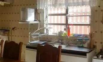 Imagem 4: Casa para venda possui 180 metros quadrados com 3 quartos em Centro - São Vicente - SP