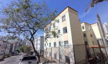 Imagem 2: Apartamento com 2 quartos para alugar, 50 m² por R$ 880/mês - Cascatinha - Juiz de Fora/MG