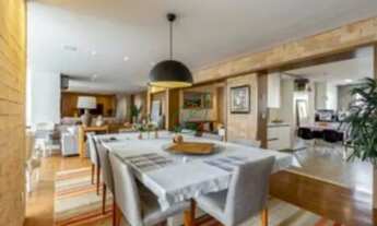 Imagem 2: Apartamento de 233 m² com 3 suítes, 4 vagas Mobiliado no Campo Belo