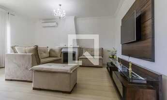 Imagem 3: Casa de Condomínio à Venda - Alphaville, 2 Quartos, 250 m2