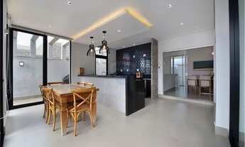 Imagem 3: Casa de condomínio para venda possui 318 metros quadrados com 3 quartos