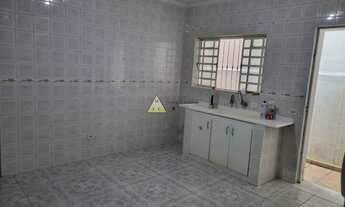 Imagem 4: CASA A VENDA E LOCAÇÃO NA VILA LEOPOLDINA COMERCIAL OU RESIDENCIAL RUA TRANQUILA 2 GARA