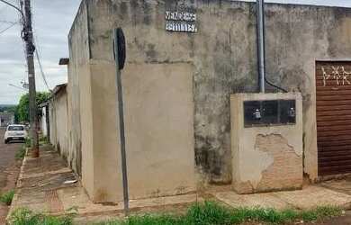 Imagem 3: Casa de Esquina com Salão, moreninha III, 2 Quartos Sala Cozinha, Escriturada, Financia