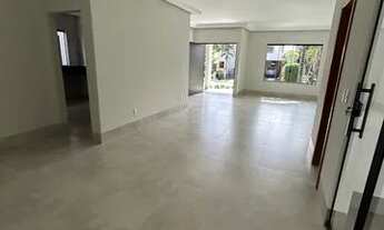 Imagem 6: Casa de condomínio térrea para venda tem 236 metros quadrados com 4 quartos