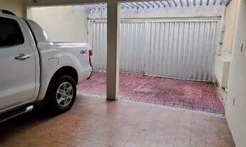 Imagem 2: Casa com 3 dormitórios para alugar por R$ 2.500,00 - Lagoa Nova - Natal/RN