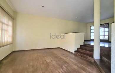 Imagem 3: Casa para aluguel, 4 quartos, 1 suíte, 3 vagas, Santo Antônio - Viçosa/MG