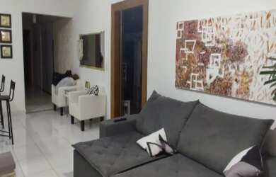 Imagem 2: Casa para venda com 150 metros quadrados com 2 quartos em Centro - Chácara - MG