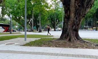 Imagem 4: Apartamento para venda possui 100 metros quadrados com 2 quartos em Glória - Rio de Janeir