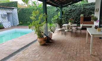 Imagem: Casa em rua fechada