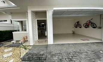 Imagem 4: Casa (Padrão), com 3 quartos e 3 banheiros à Venda, 230 m² em São José/SC