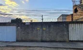 Imagem 2: Casa para venda possui 180 metros quadrados com 2 quartos