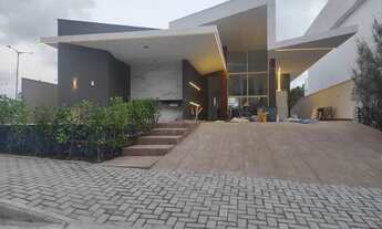 Imagem: Belíssima e futurista casa condomínio