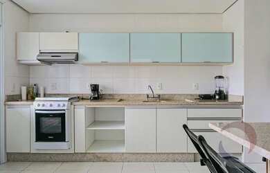 Imagem 6: Apartamento para venda tem 187 metros quadrados com 3 quartos no Canto da Lagoa