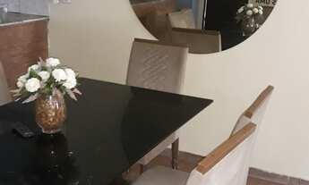 Imagem: Casa com Piscina em Residencial Fechado