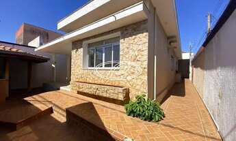 Imagem 2: Casa para aluguel, 2 quartos, 1 suíte, 2 vagas, Vila Cristóvam - Limeira/SP