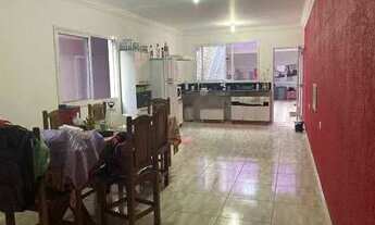 Imagem 7: Casa para venda possui 10 metros quadrados com 3 quartos em Campo Limpo - São Paulo - SP