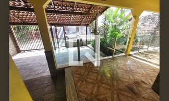 Imagem 2: Casa à Venda - Alípio de Melo, 6 Quartos, 269 m2