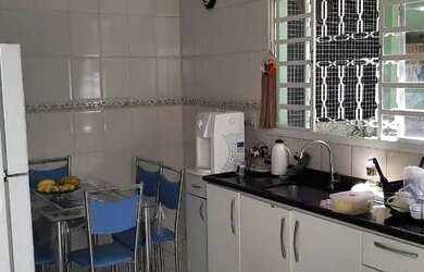 Imagem 6: Casa com 4 dormitórios à venda em Belo Horizonte