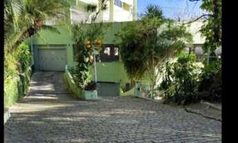 Imagem: Apartamento do lado da igreja são Jorge