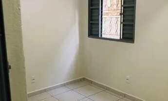 Imagem 8: Alugo Casa 4 Cômodos + WC - Vila Fiori