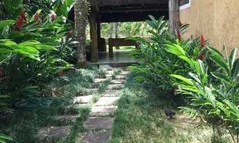 Imagem 5: Casa de condomínio sobrado para aluguel e venda possui 365 metros quadrados com 5 quartos