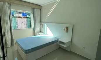 Imagem 3: Sobrado em amplo terreno de 385metros quadrados