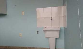 Imagem 2: Casa para aluguel possui 100 metros quadrados com 2 quartos em Parque São Vicente - Mauá