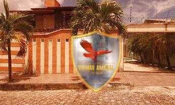 Imagem 2: Casa para Locação com 3 Suítes, Duplex, Jardim, Quintal e Piscina