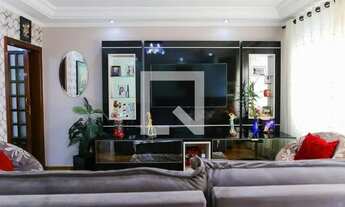 Imagem 2: Casa à Venda - Vila Metalúrgica, 3 Quartos, 250 m2