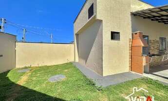 Imagem 3: Casa de Esquina com quintal amplo