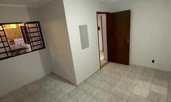 Imagem 7: Casa 2/4 Setor Sudoeste 78m2 Portão Eletrônico