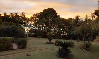 Imagem 7: Chácara de Luxo em Condomínio: 3 Quartos, 1 Suíte, 2 Salas, 2 Banheiros, 3 Vagas de Garage