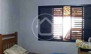 Imagem 5: CASA COM SUÍTE + 2 QUARTOS EM ESQUINA