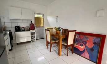 Imagem 7: Imperdível oportunidade de adquirir casa com 2 quartos, sala, banheiro, 5 vagas de garagem