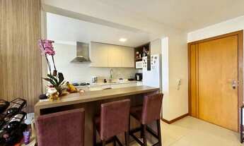 Imagem 4: Apartamento no centro de torres com 02 Quartos, mobiliado e com sacada!