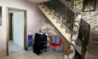 Imagem 2: Sobrado com 2 quartos/dormitórios no bairro Bela Vista, em Palhoça - SC