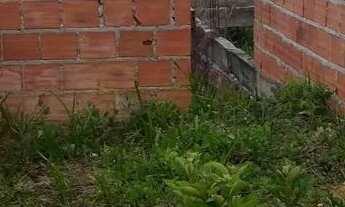 Imagem 2: Casa ainda em construção