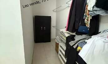 Imagem 5: Leo vende, perto da Ayrton Sena, 3