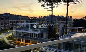 Imagem 2: Apartamento com 1 suíte, 1 vaga de garagem e ampla infraestrutura