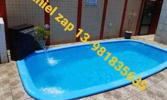 Imagem: Casa com piscina pertinho da praia