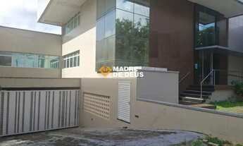 Imagem 2: Prédio Comercial Premium no Dionísio Torres - Estrutura Completa e Localização Estratégica