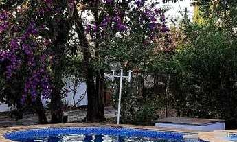 Imagem 5: EXCELENTE CASA COM PISCINA AQUECIDA, CHURRASQUEIRA E AMPLO JARDIM