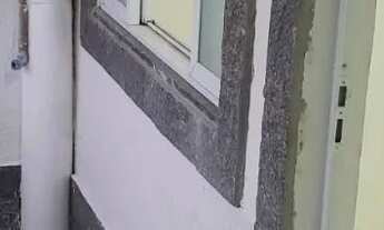 Imagem: ALUGO KITNET AMPLO COM BANHEIRO E VARANDA