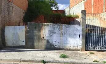 Imagem: Terreno meio Lote